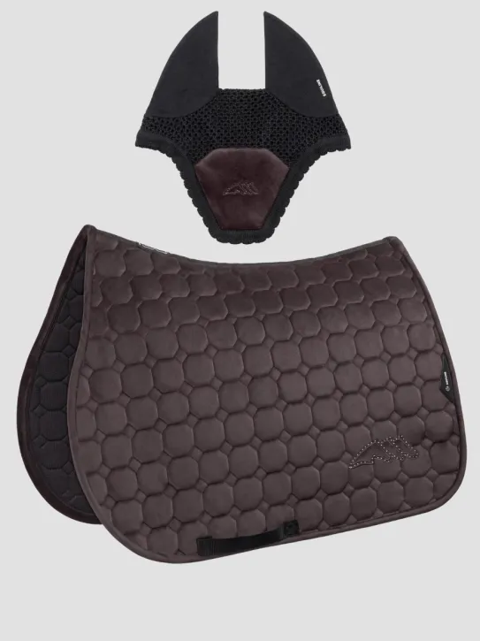 Equiline Dressurschabracke Velvet EQGaulo mit Fliegenohren Coffee Bean
