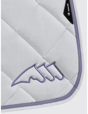 Equiline Dressur Schabracke EQ Chroma mit Fliegenmütze Weiß/Flieder